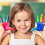 Как научить ребёнка различать цвета
